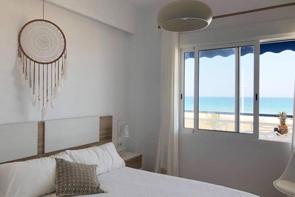 Playa De Gandia 1Ere Ligne El Galeon Apartment ภายนอก รูปภาพ